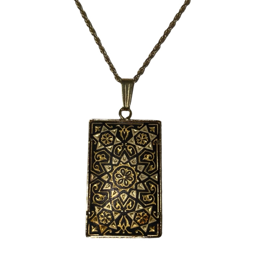Damascene Spanish Black Gold Engraved
Inlay Geometric Vintage Pendant Necklace